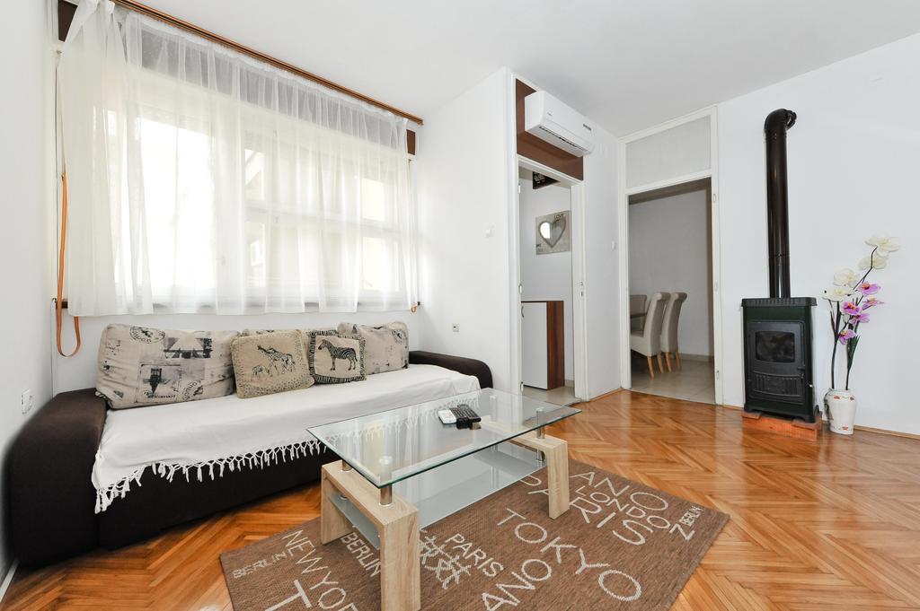 Apartments Feel Center ซาดาร์ ห้อง รูปภาพ